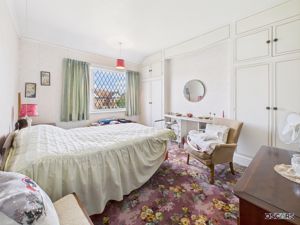 Photo 8- click for photo gallery